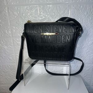NWOT Steve Madden Black Crossbody Bag
